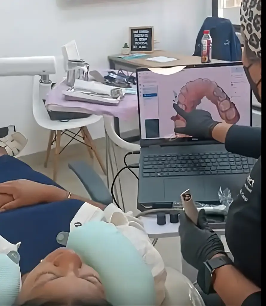 Planificación digital de ortodoncia invisible mediante escaneo intraoral en Clínica Dental Cano